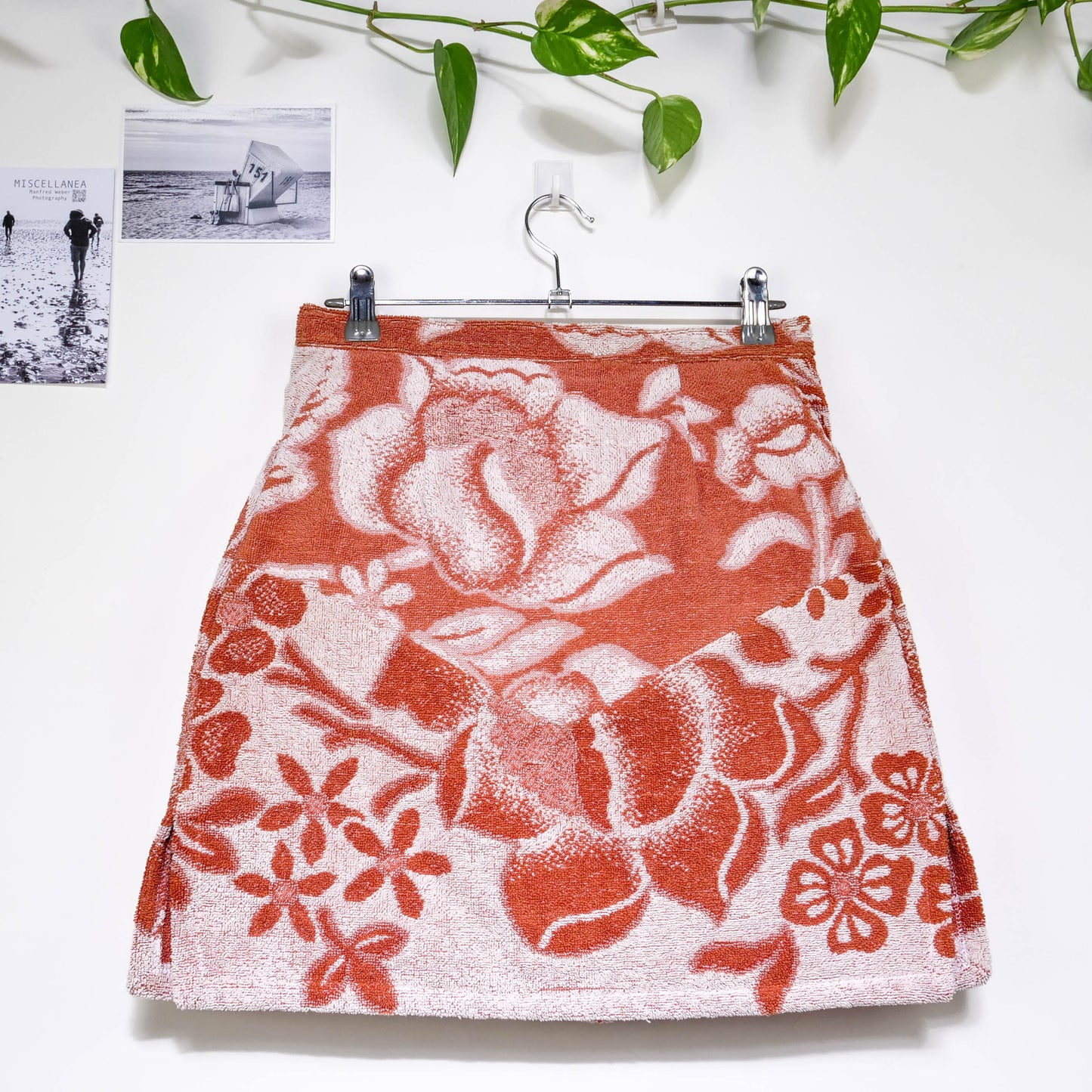 Jupe en éponge vintage - Rouge et blanc à fleur T38