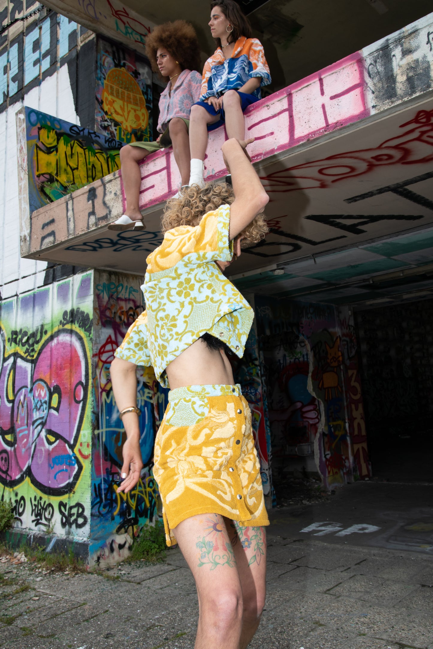 Jupe en éponge vintage - Jaune et bleu à fleur T38