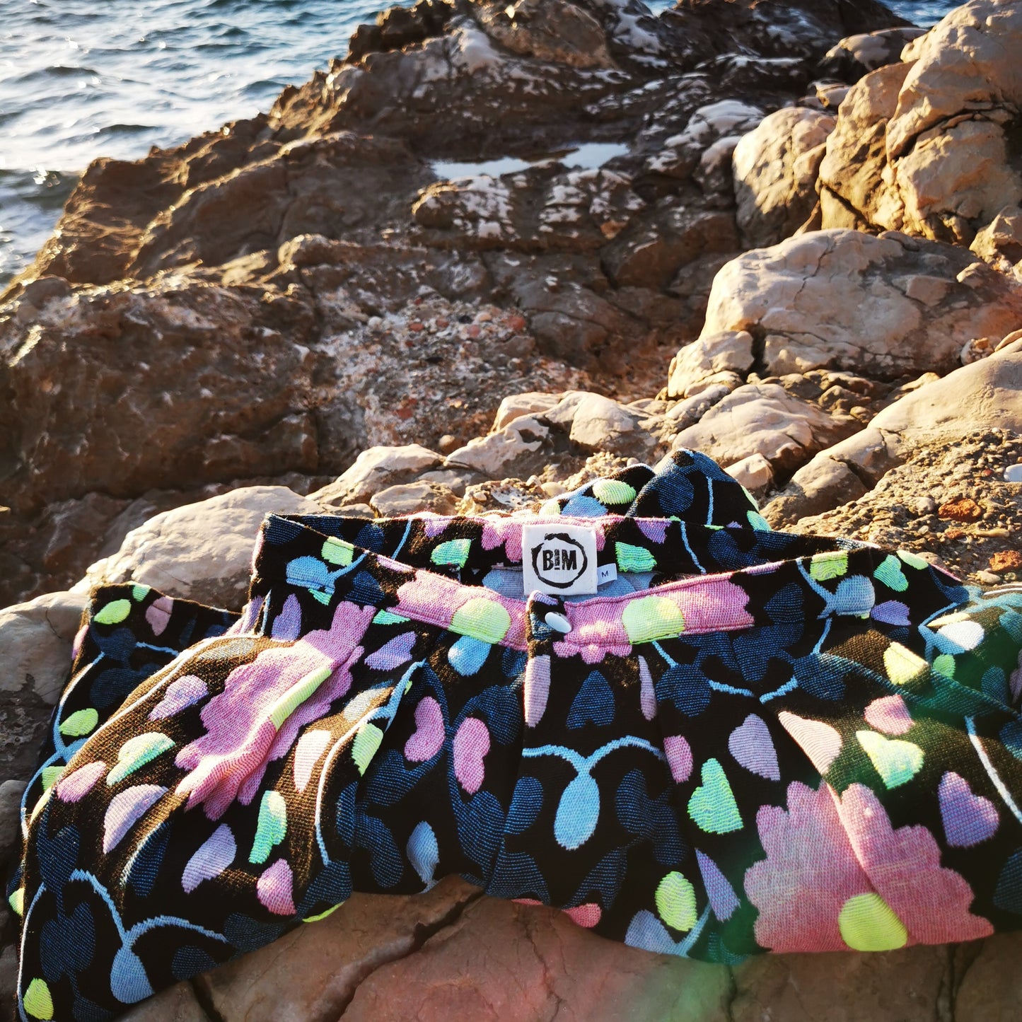 BERMUDA À PLIS - Maille Jacquard